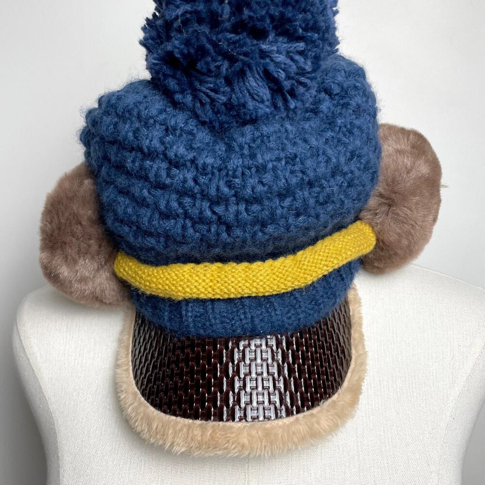 Vintage Drum‎ Majorette Knit Hat Faux Fur Pom Pom Marching Band Beanie Festival